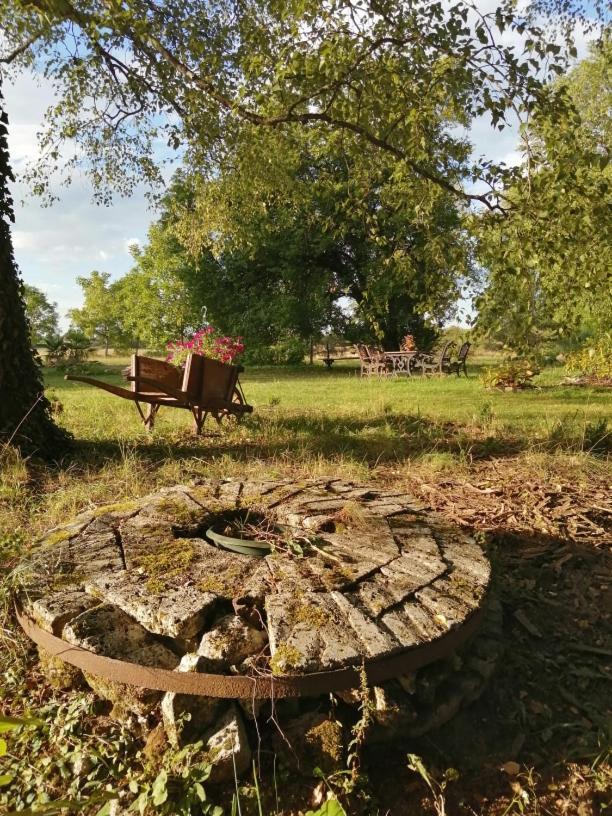 Domaine Moulin De Quincenat Daire Champagnat  Dış mekan fotoğraf